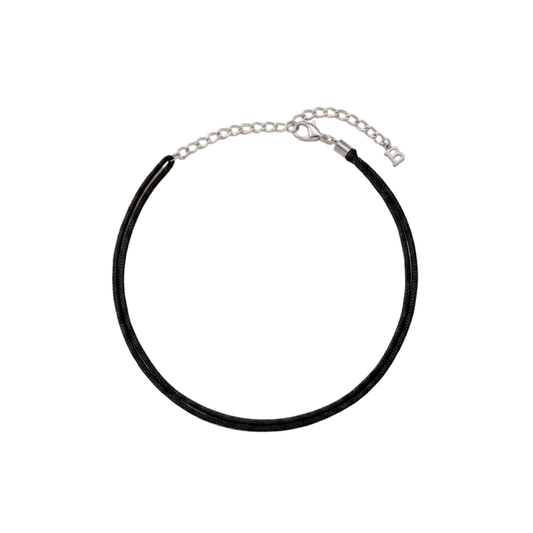 Collana Lunatica Argento È NA ROBA – choker artigianale con cordino nero intrecciato e chiusura a moschettone argentata